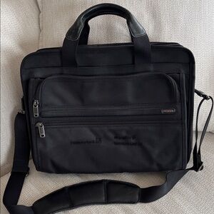 Tumi Black Computer Laptop Briefcase Bag in 100% Ballistic Nylon